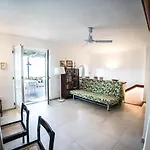 La Casetta Cava Dell'isola * Forio di Ischia