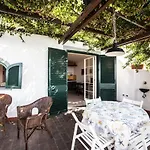 La Casetta Cava Dell'isola * Forio di Ischia